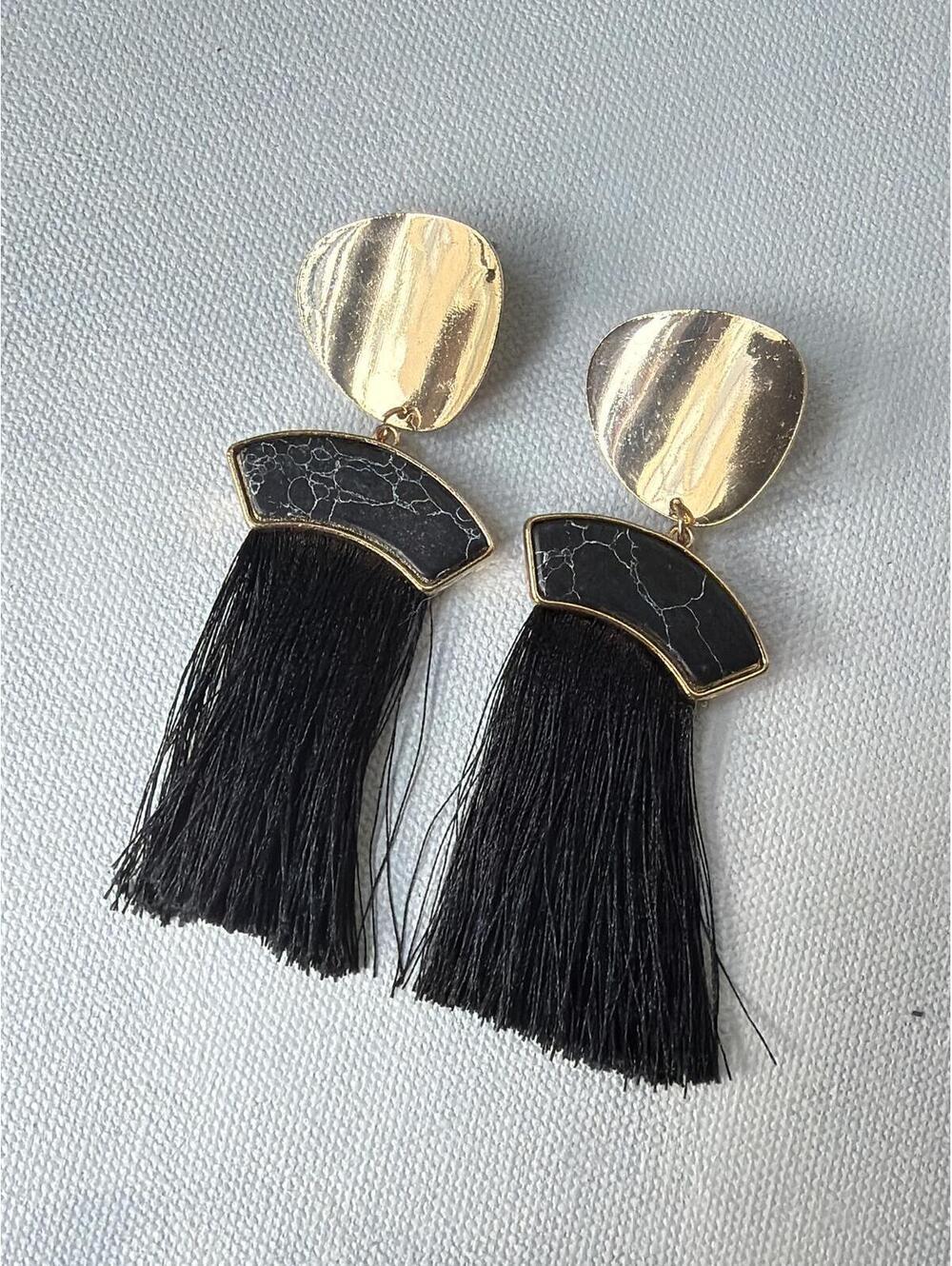 Vintage Howlite Black Tassel Earrings Gold Tone Dangle